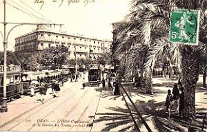 PA c- 048- Place d'Armes- trams et autobus